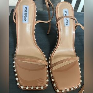 Steve Madden size 10 strappy heels - only worn once